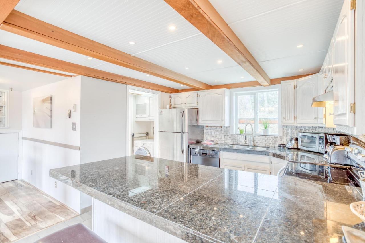 Lakefront Beachhouse Rockaway Beach Zewnętrze zdjęcie